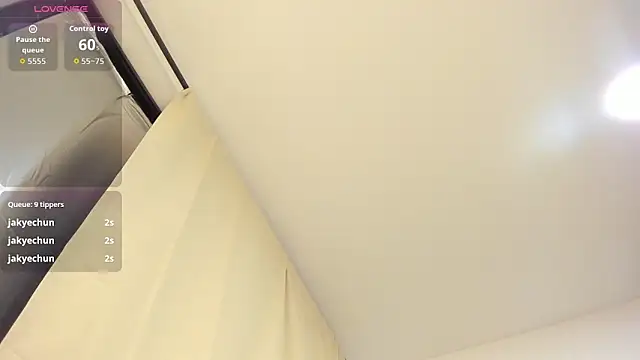 Kylie2211 online show from 27, 3, 2026