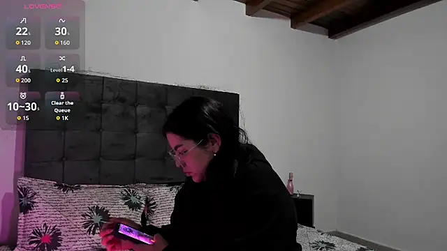 Kylie2211 online show from 14, 11, 2025