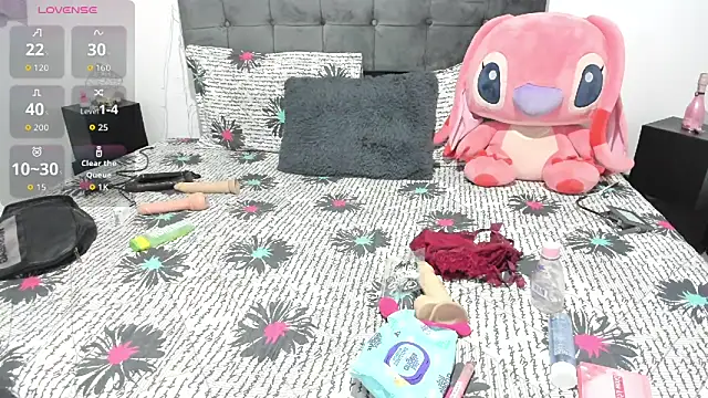 Kylie2211 online show from 8, 11, 2025