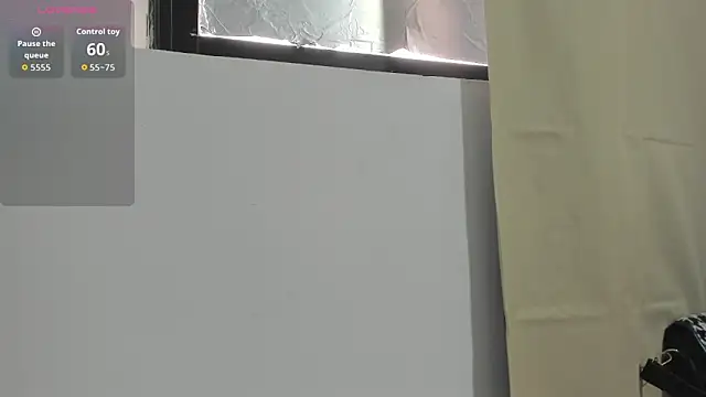 Kylie2211 online show from 13, 4, 2026