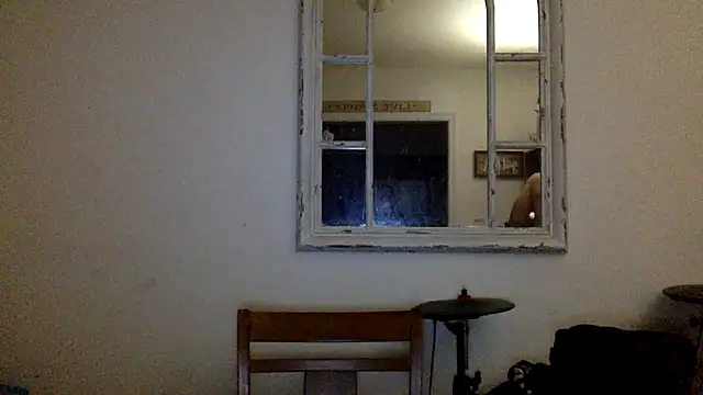 Snapshot of sirchubster chatting on 8, 5, 2026 sirchubster online show from 8, 5, 2026
