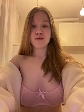 Eva Weyne online show from 4, 3, 2026