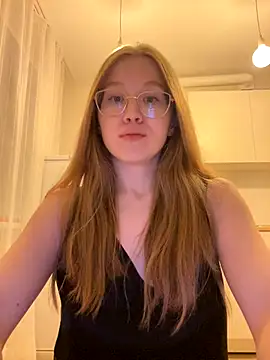 Snapshot of Eva_Weyne chatting on 26, 10, 2025 Eva Weyne online show from 26, 10, 2025