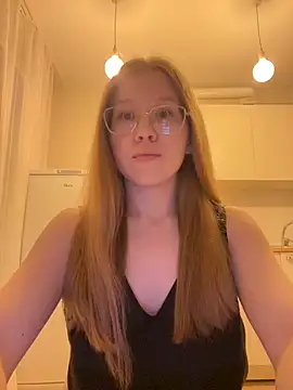 Snapshot of Eva_Weyne chatting on 22, 10, 2025 Eva Weyne online show from 22, 10, 2025