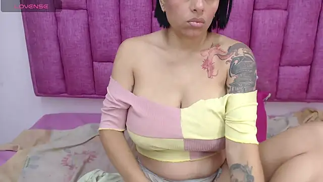 LindaKardi online show from 2, 6, 2026