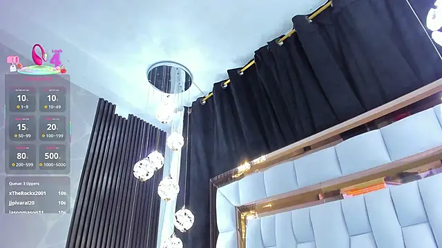 SarayRoyse online show from 15, 12, 2025