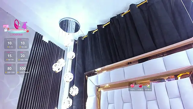 SarayRoyse online show from 18, 4, 2026