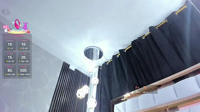 SarayRoyse online show from 7, 10, 2025