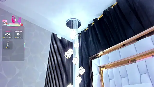 SarayRoyse online show from 6, 11, 2025