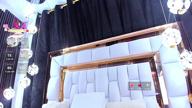 SarayRoyse online show from 10, 4, 2026