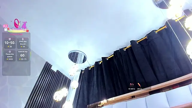 SarayRoyse online show from 29, 10, 2025