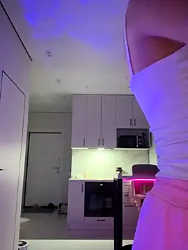 Sweet  Milly online show from 11, 10, 2025