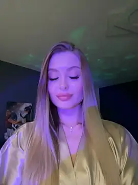 Sweet  Milly online show from 19, 1, 2025