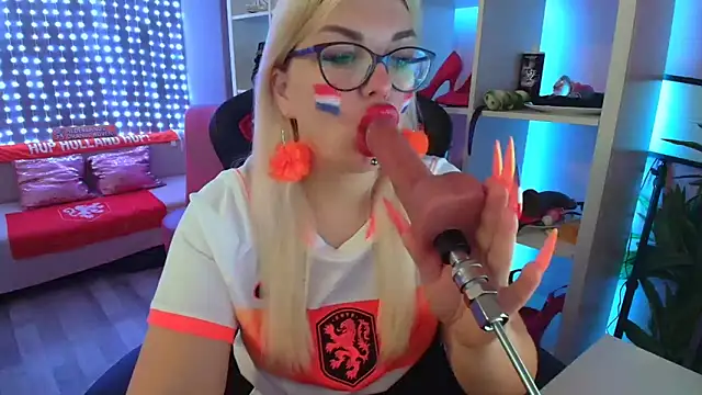 MariellaSun  online show from 14, 6, 2026