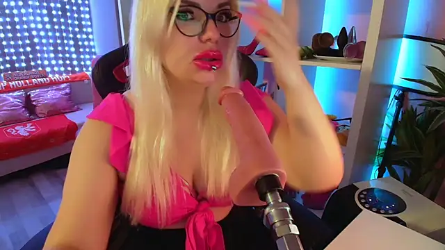 MariellaSun  online show from 28, 6, 2026