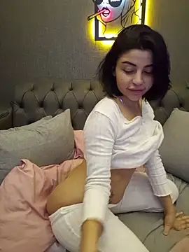 Esmertarcinim online show from 11, 3, 2026