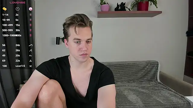 Snapshot of AustinButler chatting on 15, 12, 2024 AustinButler online show from 15, 12, 2024