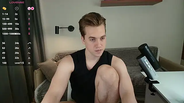 Snapshot of AustinButler chatting on 19, 12, 2024 AustinButler online show from 19, 12, 2024