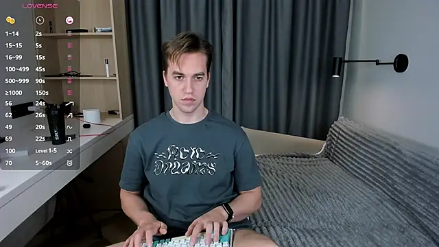 Snapshot of AustinButler chatting on 19, 11, 2025 AustinButler online show from 19, 11, 2025