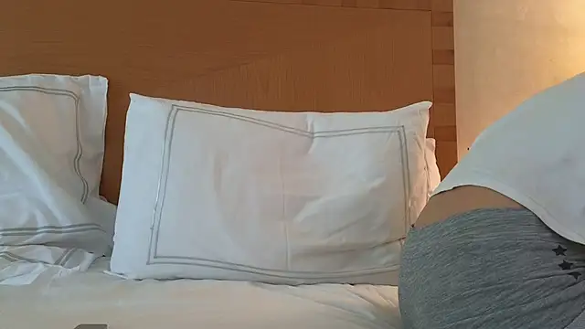 Mr-and-Mrs-Smith online show from 21, 3, 2025