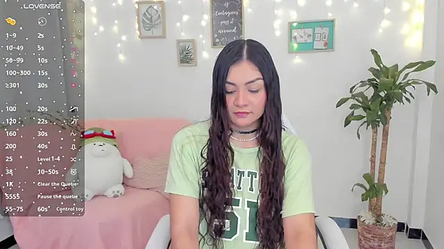 Snapshot of cute_baby5 chatting on 12, 2, 2025 cute baby5 online show from 12, 2, 2025
