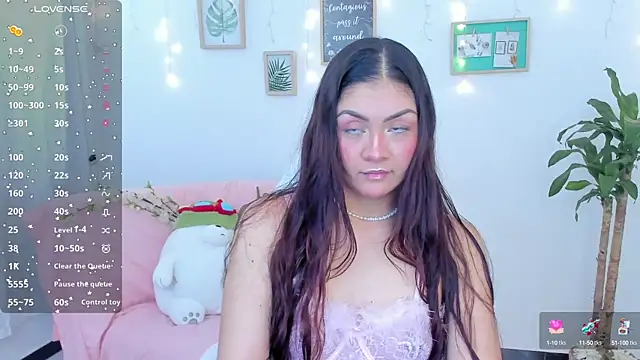 Snapshot of cute_baby5 chatting on 12, 3, 2025 cute baby5 online show from 12, 3, 2025