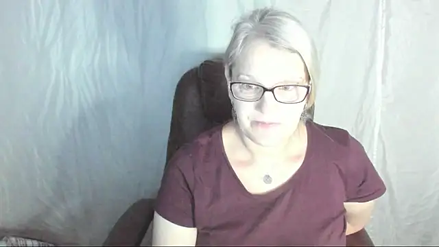 irinamaux online show from 6, 3, 2025