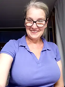 irinamaux online show from 12, 9, 2025