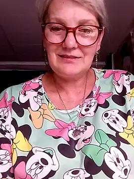 Snapshot of irinamaux chatting on 17, 7, 2026 irinamaux online show from 17, 7, 2026