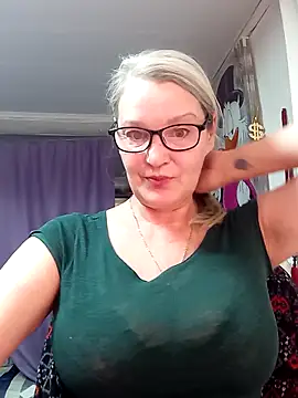 irinamaux online show from 19, 2, 2026