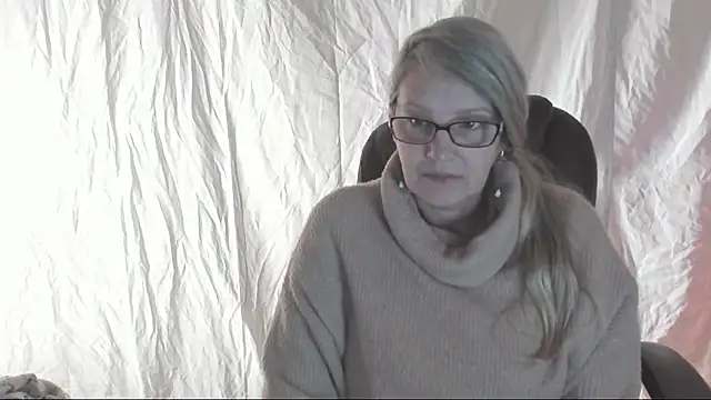 irinamaux online show from 22, 3, 2025