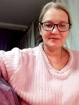 irinamaux online show from 9, 2, 2026