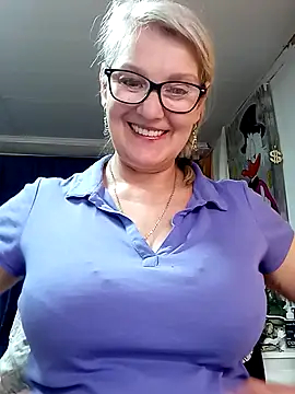 irinamaux online show from 13, 5, 2026