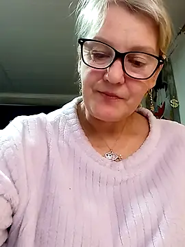 irinamaux online show from 21, 4, 2026