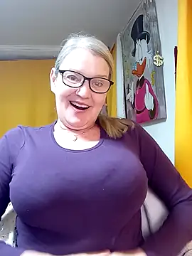 irinamaux online show from 13, 3, 2026