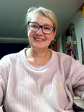 irinamaux online show from 14, 4, 2026