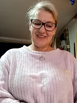 irinamaux online show from 26, 4, 2026
