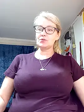 irinamaux online show from 4, 5, 2026