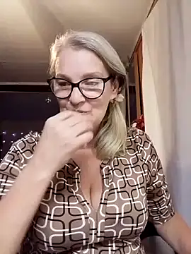 irinamaux online show from 7, 11, 2025