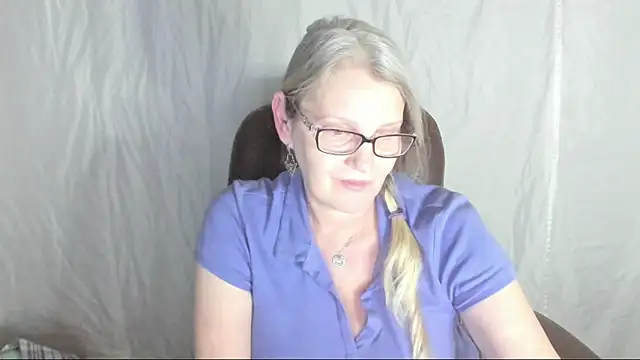 irinamaux online show from 7, 3, 2025