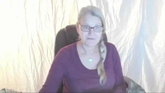 irinamaux online show from 7, 3, 2025