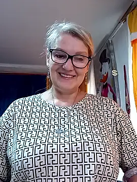 irinamaux online show from 18, 4, 2026