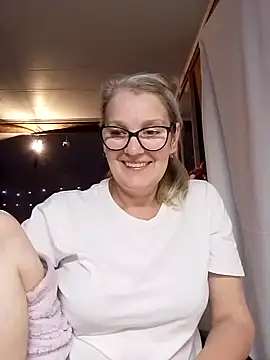 irinamaux online show from 6, 11, 2025