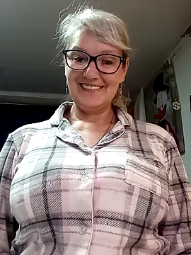 irinamaux online show from 15, 5, 2026