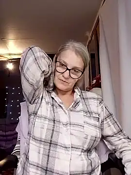 irinamaux online show from 5, 11, 2025