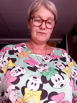 Snapshot of irinamaux chatting on 18, 7, 2026 irinamaux online show from 18, 7, 2026