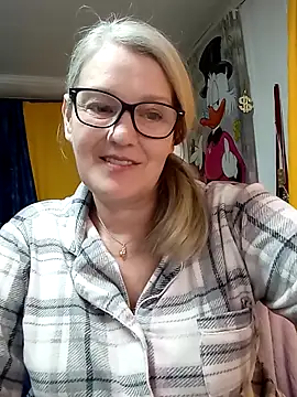 irinamaux online show from 27, 3, 2026