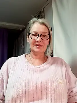 irinamaux online show from 12, 2, 2026