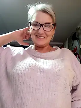 irinamaux online show from 20, 5, 2026