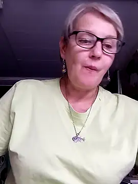 irinamaux online show from 3, 6, 2026